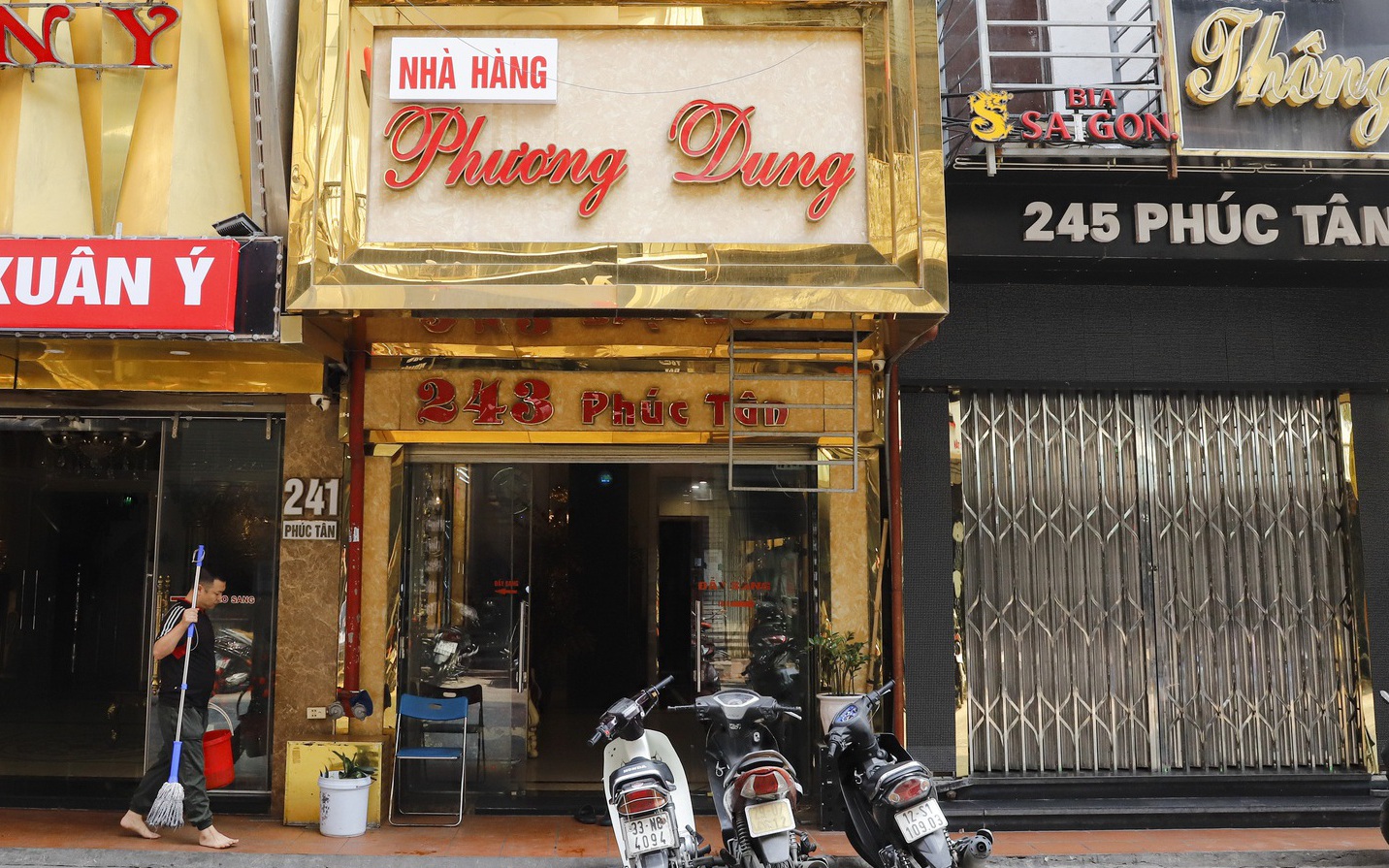 Nhiều quán karaoke tại Hà Nội treo biển thành nhà hàng nhưng vẫn ế khách