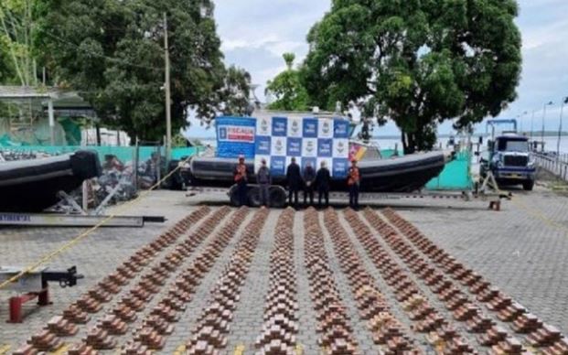 Clip: Bắt tàu ngầm chở ma túy lớn nhất lịch sử Colombia