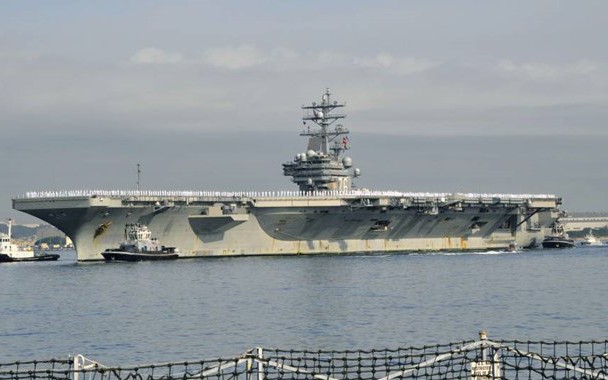 Clip: Tàu sân bay hạt nhân USS Ronald Reagan của Mỹ tới Đà Nẵng