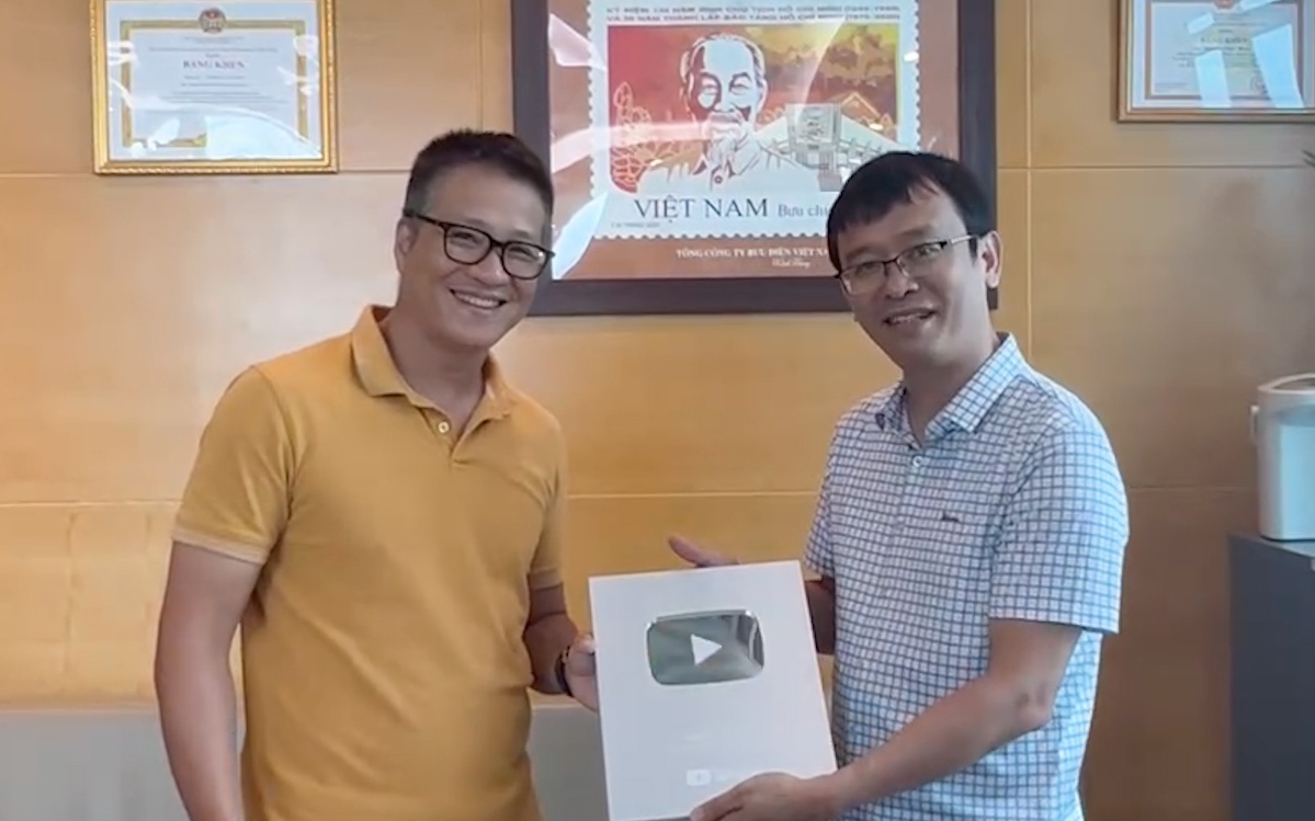 Video: Kênh YouTube Báo Dân Việt nhận nút bạc