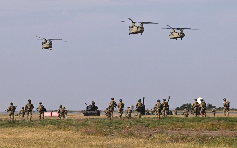 Clip: NATO tập trận lớn nhất kể từ Chiến tranh Lạnh, sẵn sàng cho 