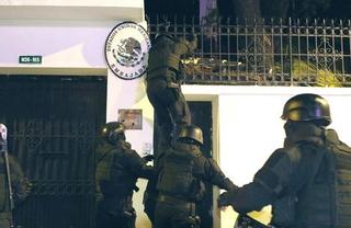 Clip: Ngoại giao Mexico - Ecuador trở nên cực kỳ căng thẳng sau vụ đại sứ quán bị xâm phạm