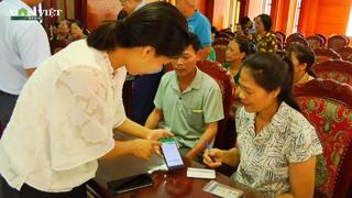 Hội viên nông dân tỉnh Bắc Kạn hào hứng cài đặt App Nông dân Việt Nam