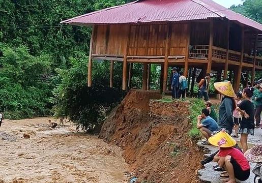Sơn La thiệt hại hàng chục tỷ đồng do mưa lũ loading=