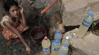 Người dân chân đèo Đá Chát (Quảng Ngãi) rơi vào cảnh thiếu nước sinh hoạt
